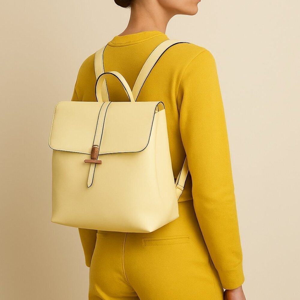 GAG BACKPACK PERA Leather Creamy lemon hue — elegant and versatile